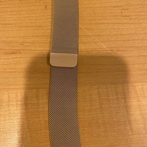 Rose Gold Mesh Apple Watch Band